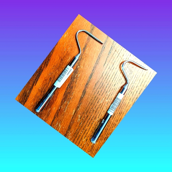 5/$25 mini snake hook, silver, collapsible retractable snake hook w/ belt clip. - Picture 6 of 7